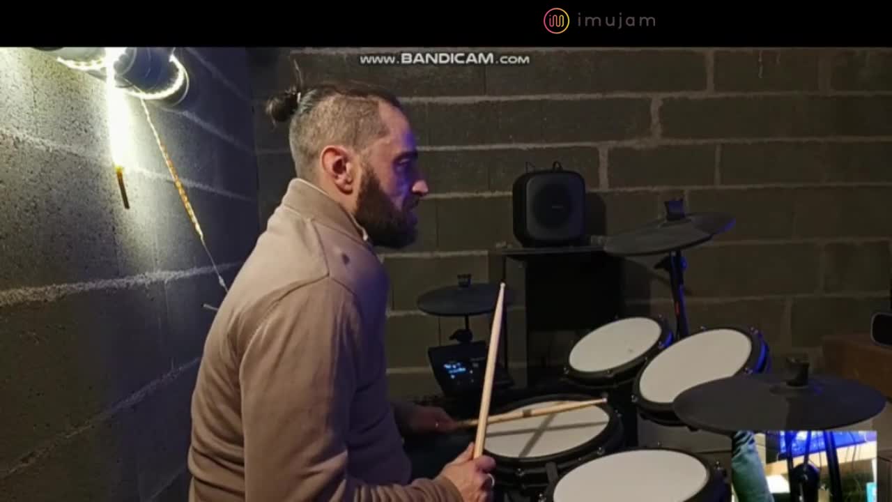 La progeniture (the offspring)-jolie mouche - sans guitare et sans intro- (cowbell sur sidestick)