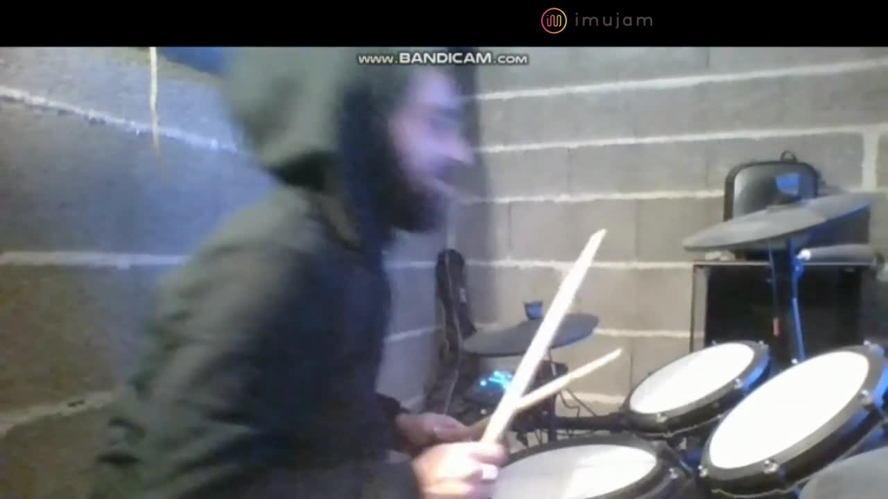 coordination échauffement-reste en live- basse +vocal